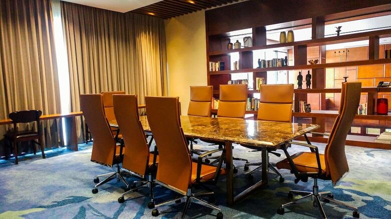 Spacious Elegant 2br Veranda Residence @ Puri Apartment