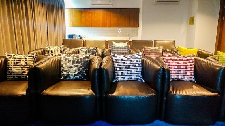 Spacious Elegant 2br Veranda Residence @ Puri Apartment