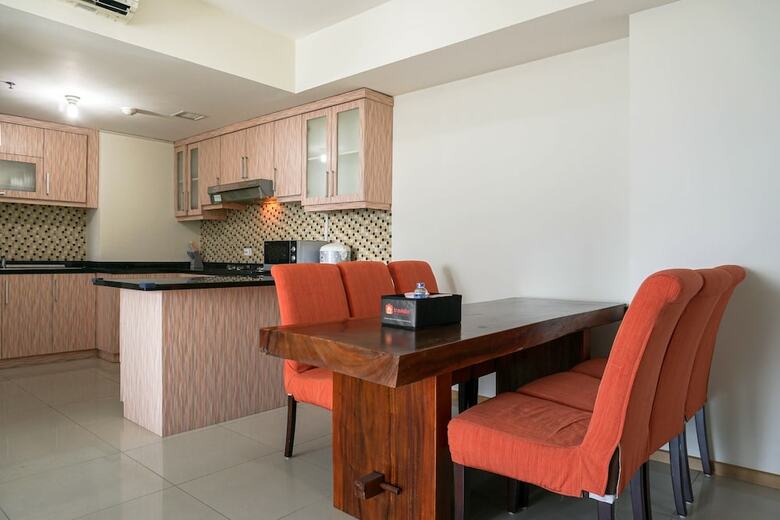 Luxurious 3br Gandaria Heights Apartment