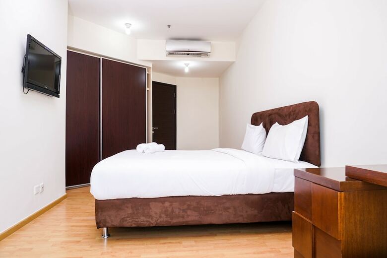 Luxurious 3br Gandaria Heights Apartment