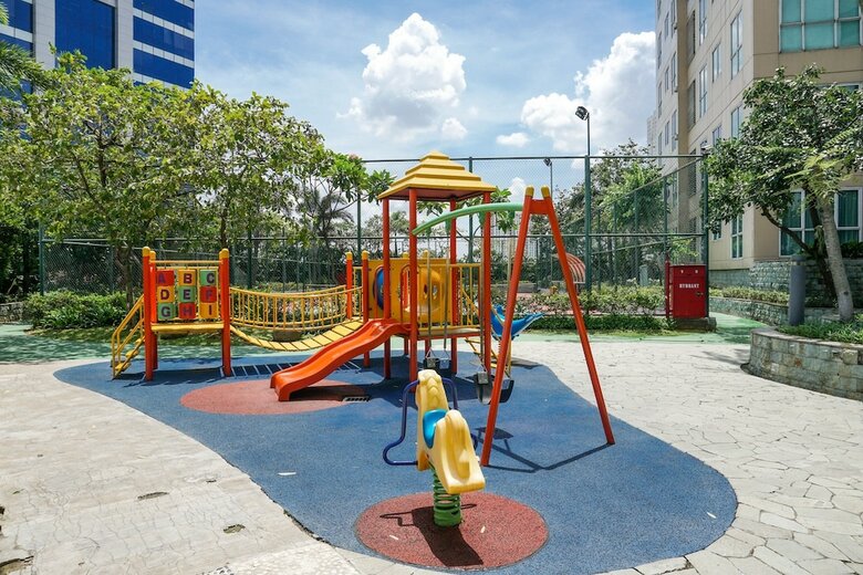 Luxurious 3br Gandaria Heights Apartment