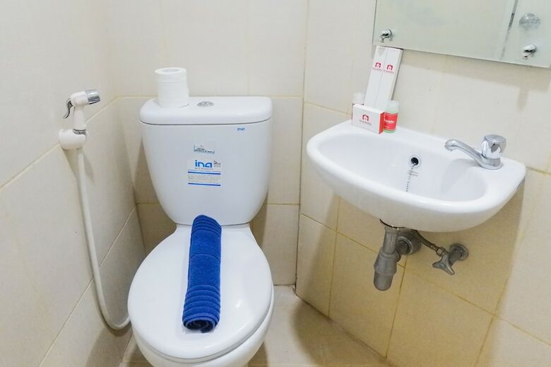 Minimalist Studio Apartment At Pavilion Permata