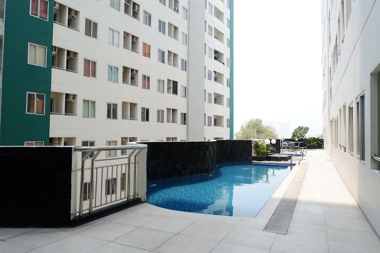 Minimalist Studio Apartment At Pavilion Permata