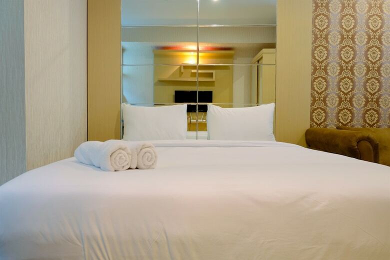 Elegant Studio Grand Kamala Lagoon Apartment