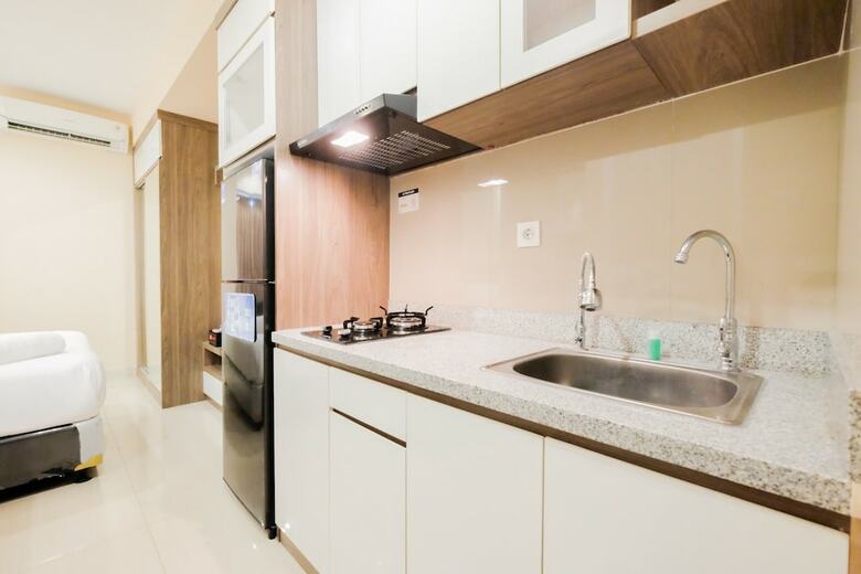 Pleasant Studio Apartment At Grand Kamala Lagoon