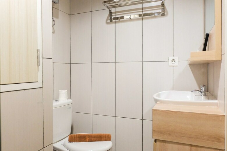 Comfy Elegant Studio Grand Kamala Lagoon Apartment