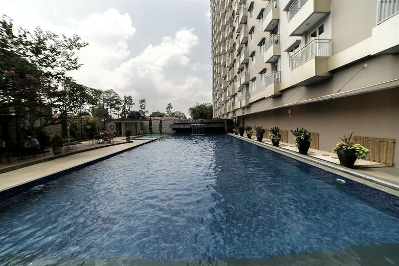 Modern Studio Apartment At Galeri Ciumbuleuit 2