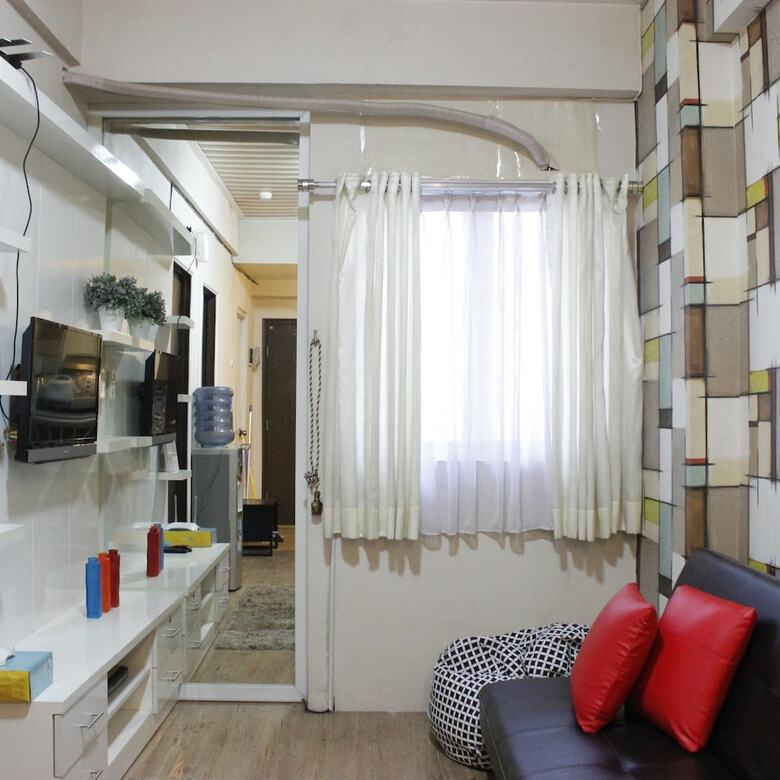 Minimalist 2br The Suites Metro Apartment