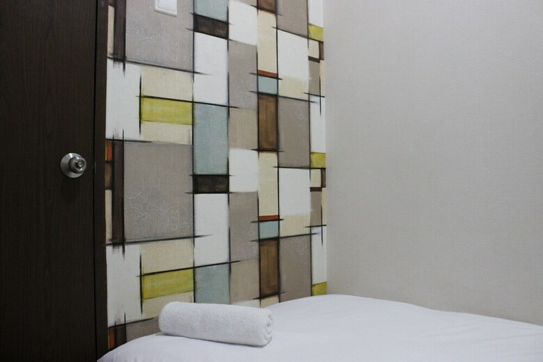Minimalist 2br The Suites Metro Apartment