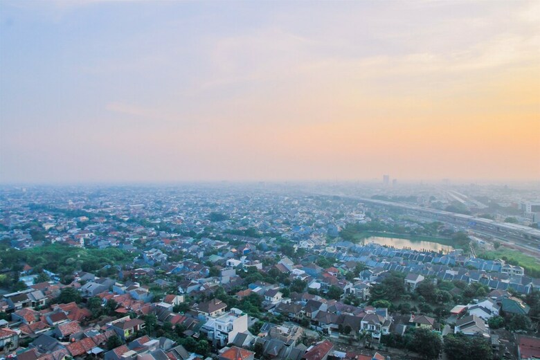 Simply Studio Apartment @ Grand Kamala Lagoon