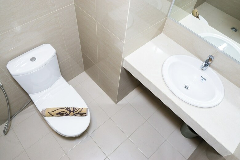 Bright Studio Apartment At Galeri Ciumbuleuit 3