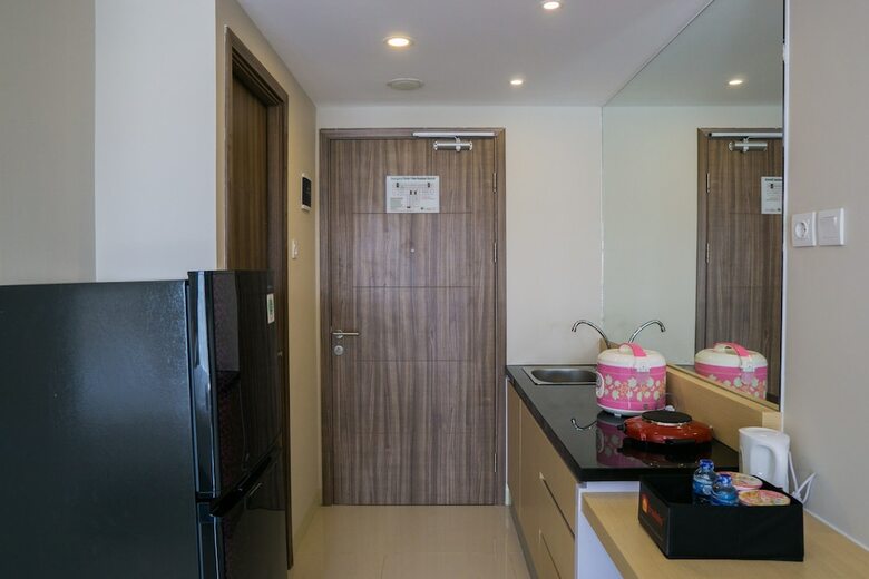 Bright Studio Apartment At Galeri Ciumbuleuit 3