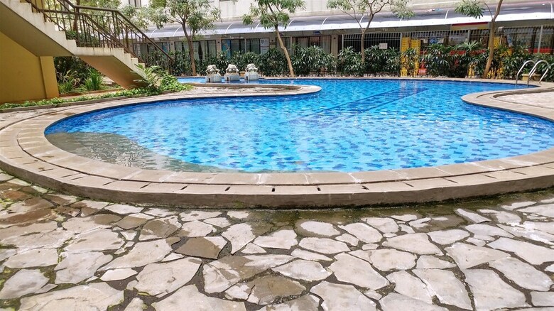 Warm And Homey Studio Kebagusan City Apartment