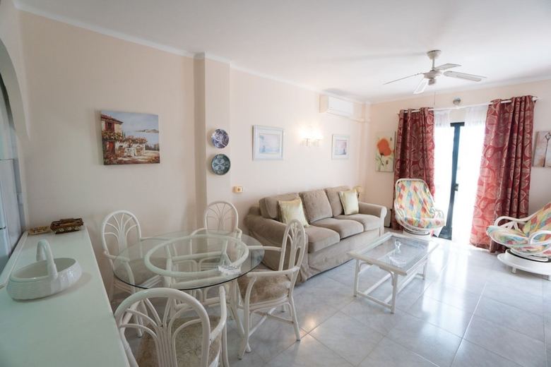 Apartamento Capistrano Playa 512