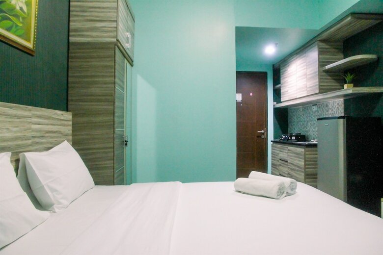 Pool View Grand Dhika City Studio Apartment