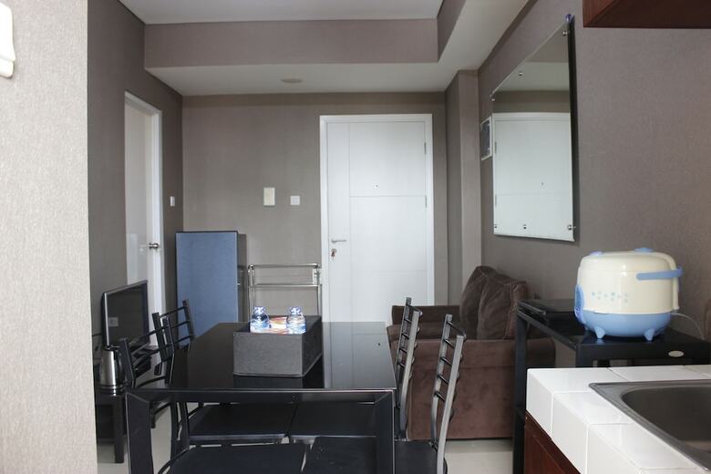 Strategic 2br Parahyangan Residence Apartment