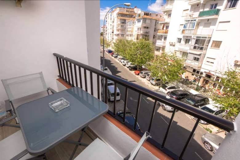 Apartamento Urbanizaci�n Las Palmeras 80