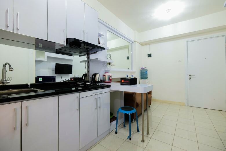 Minimalist 2br At Green Pramuka Apartment