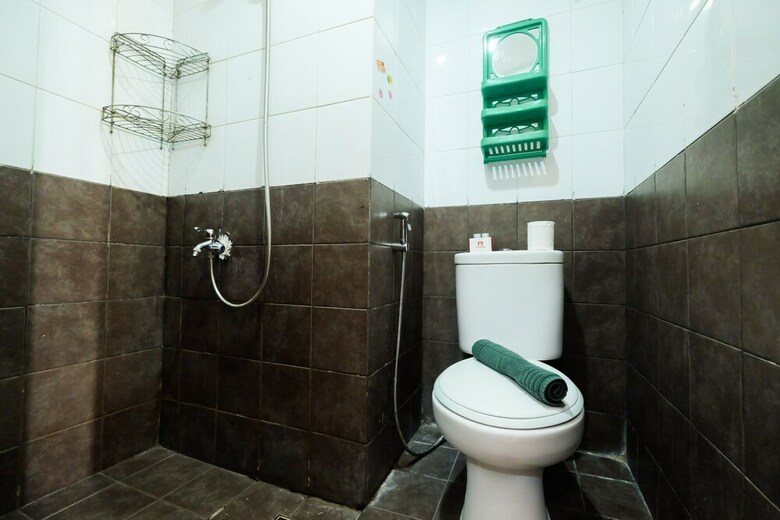 2br Apartment @ Green Pramuka City