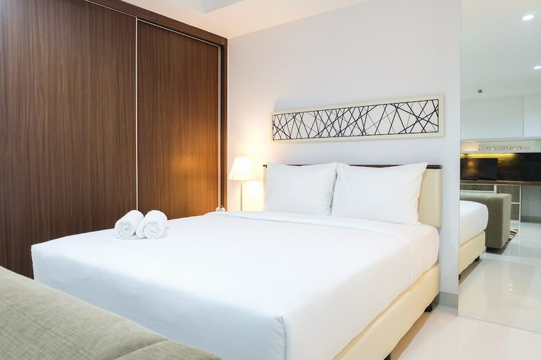 Spacious Studio Room @ Azalea Suites Apartment