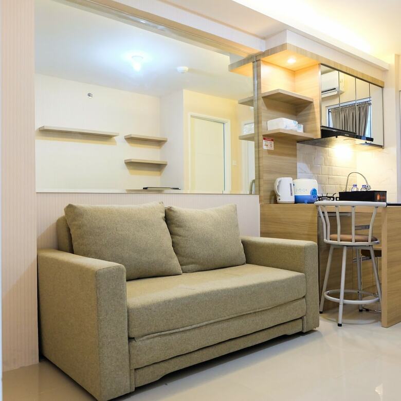 Clean 2br Bassura City Apartment