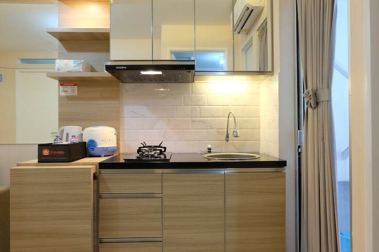 Clean 2br Bassura City Apartment