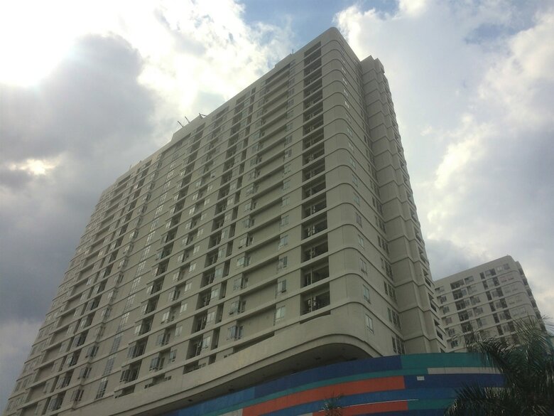 Compact And Artsy Studio Cinere Bellevue Apartment