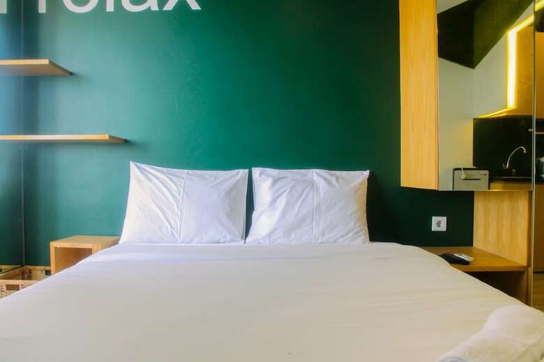 Compact And Artsy Studio Cinere Bellevue Apartment