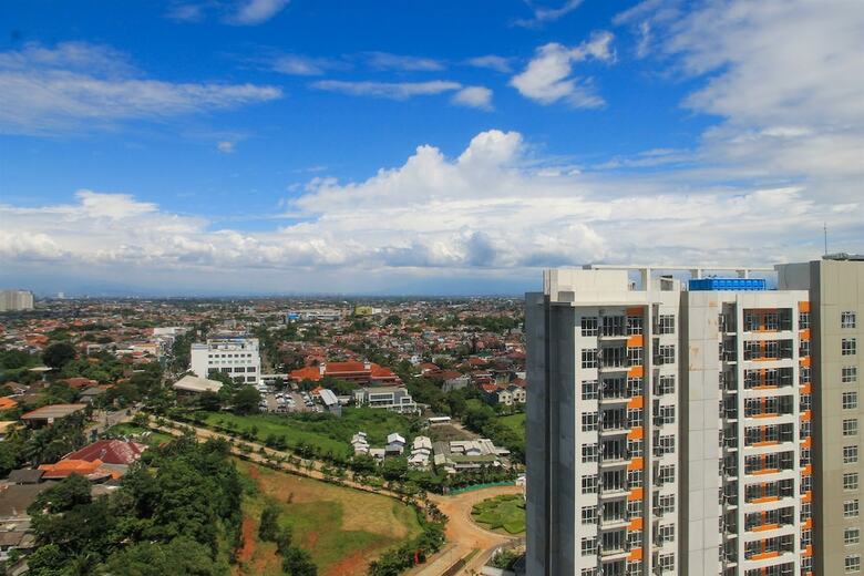 Compact And Artsy Studio Cinere Bellevue Apartment