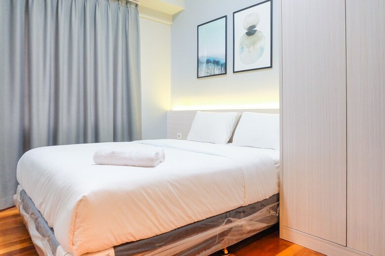 Spacious And Homey 3br Poins Square Apartment