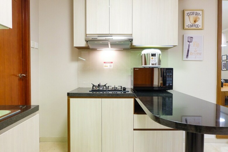 Spacious And Homey 3br Poins Square Apartment