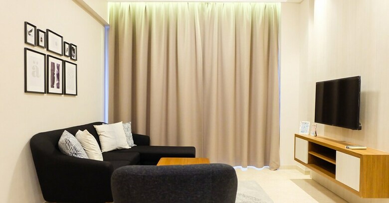 Spacious And Homey 3br Poins Square Apartment