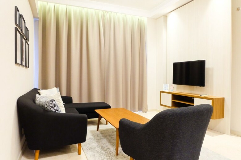 Spacious And Homey 3br Poins Square Apartment