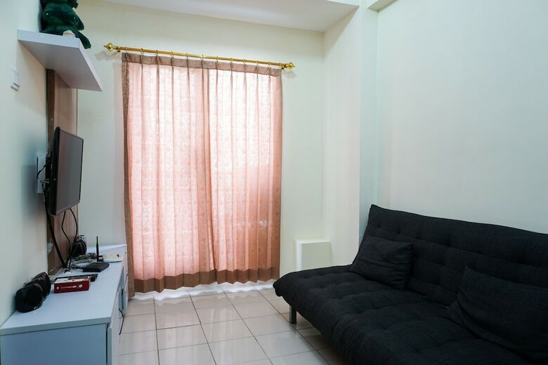 Spacious 1br Puri Park View Apartment