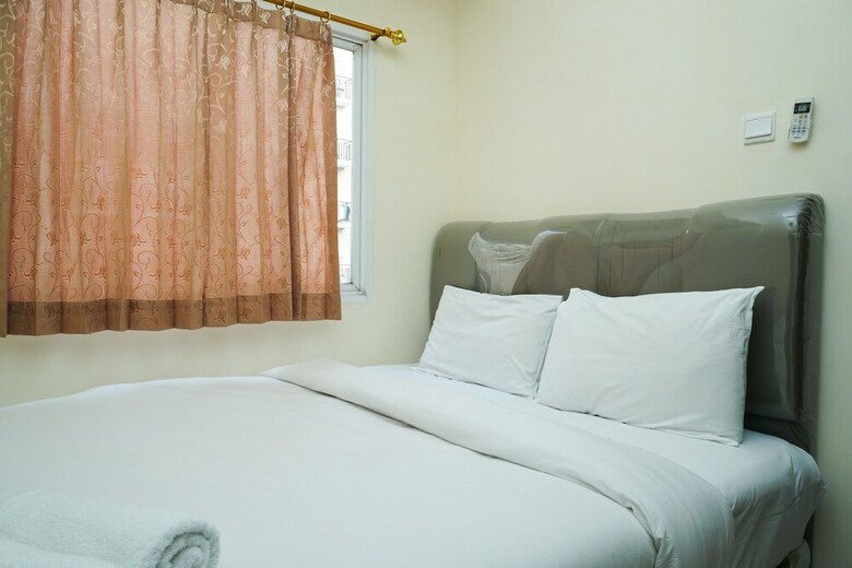 Spacious 1br Puri Park View Apartment