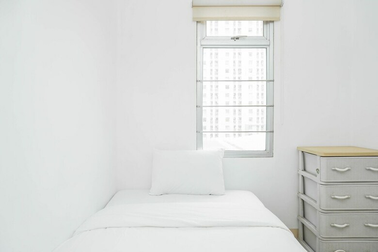 Spacious 2br Green Bay Pluit Apartment
