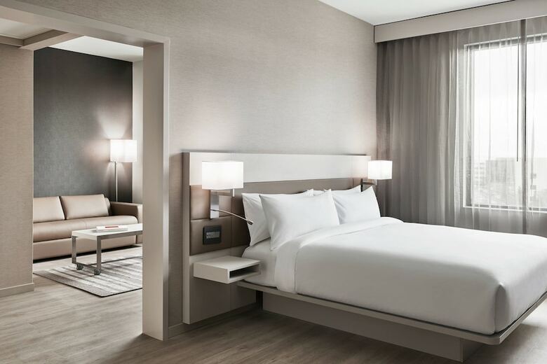 AC Hotel By Marriott Charlotte Southpark