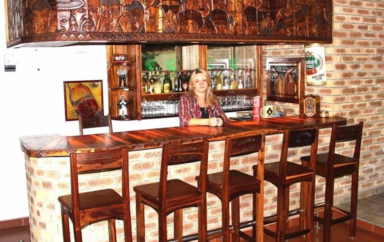 Hotel Ngandu At Sea