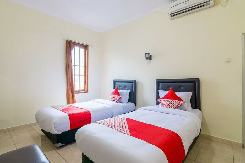 Oyo 1338 Hotel Sartika
