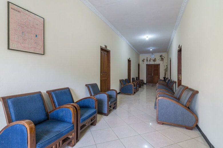 Oyo 1338 Hotel Sartika