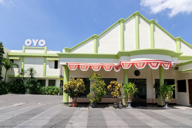 Oyo 1338 Hotel Sartika