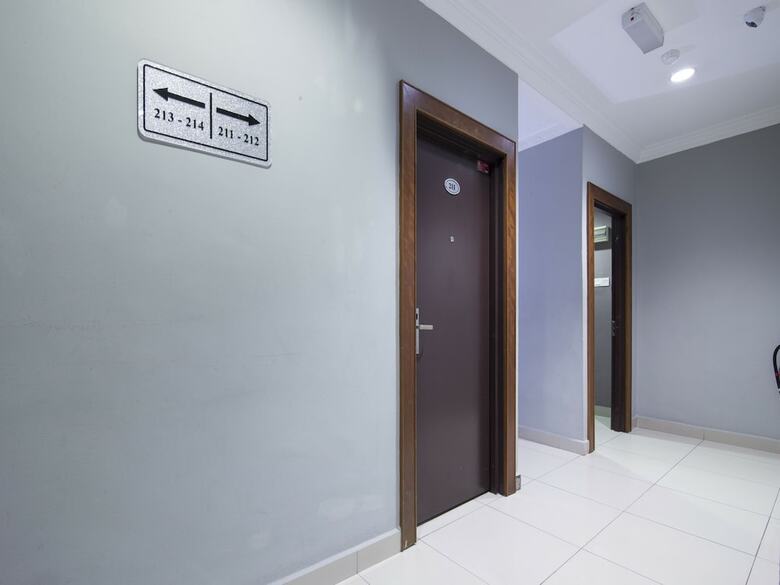 Oyo 44089 Anggerik Garden Hotel