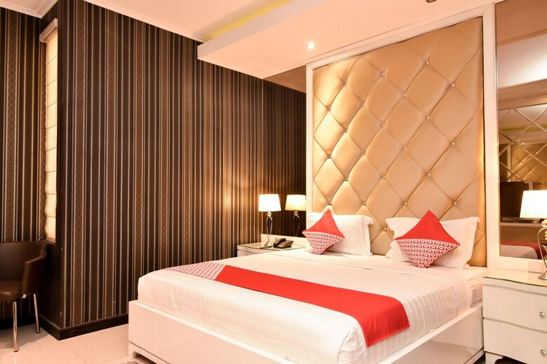 Hostal Oyo 1396 D' Best Homestay