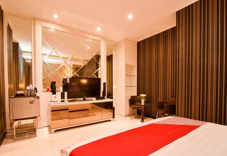 Hostal Oyo 1396 D' Best Homestay