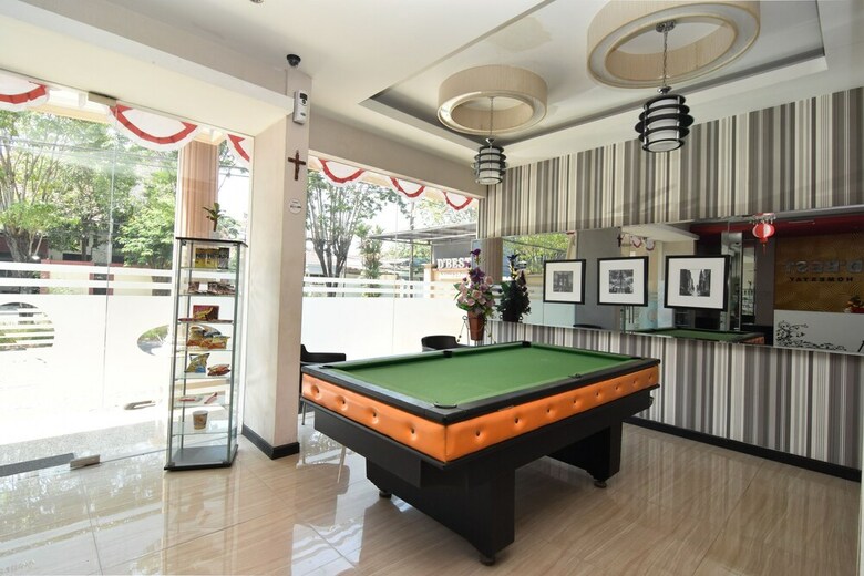 Hostal Oyo 1396 D' Best Homestay