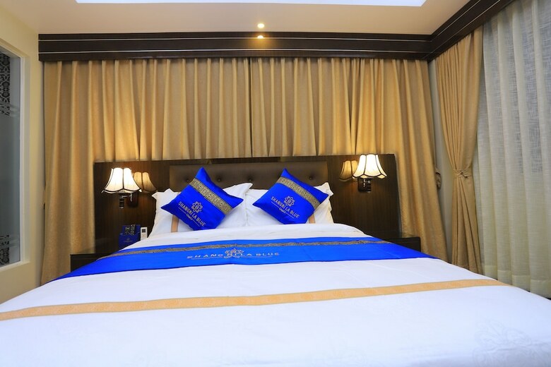 Palette - Shangrila Blu Hotel