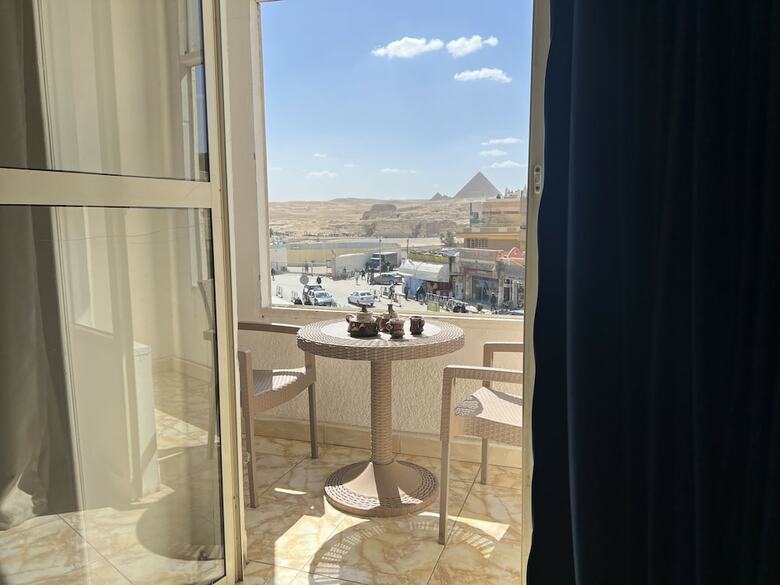 Hotel Pyramids Top Inn