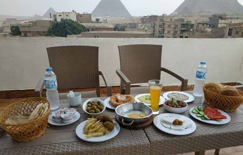 Hotel Pyramids Top Inn