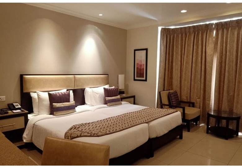 Hotel Sarovar Portico Surajkund