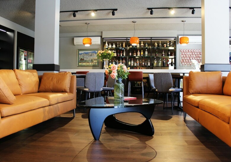 Motel The Oriana, Orange